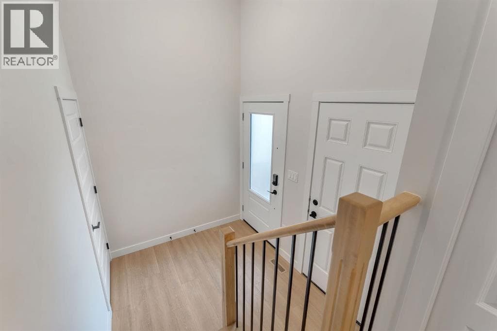445 Lewiston Landing NE — photo 3