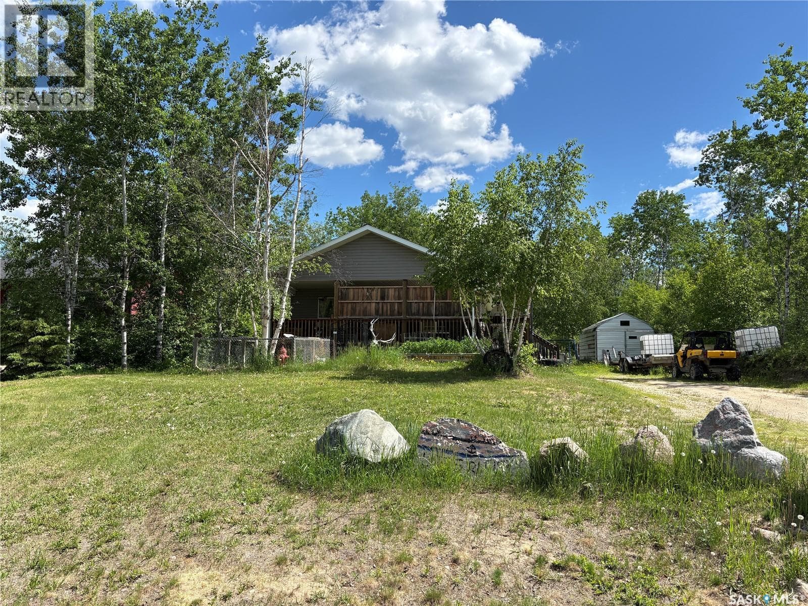 5 Andrews WAY — photo 2