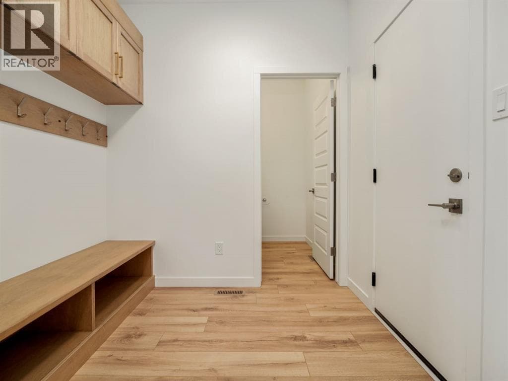4430 31 Avenue S — photo 4