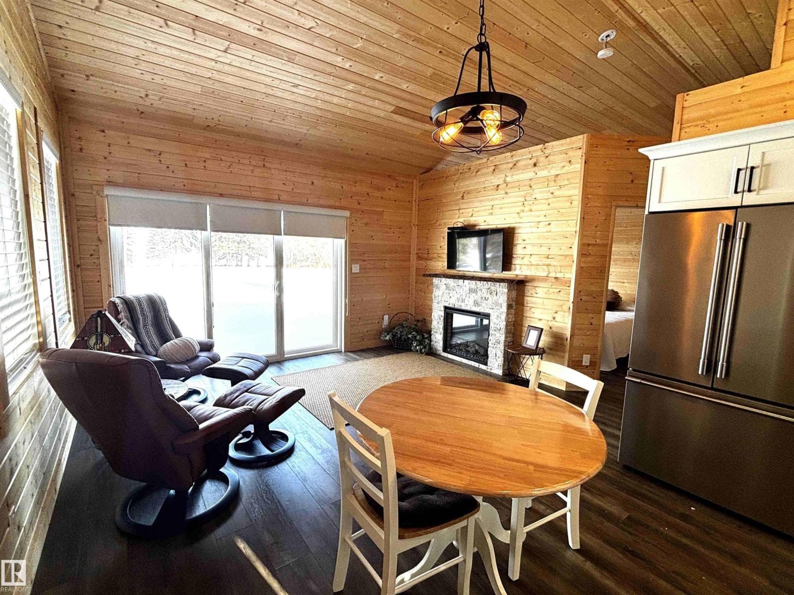 1023991 Block 3 Lot 29 — photo 4