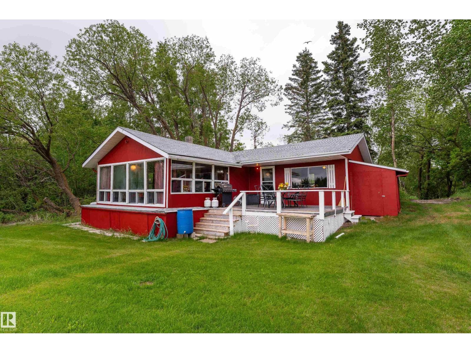 #177 51268 RGE ROAD 204