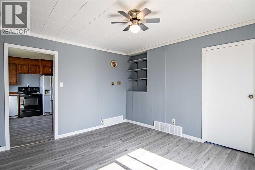 39061 Range Road 220 — photo 5