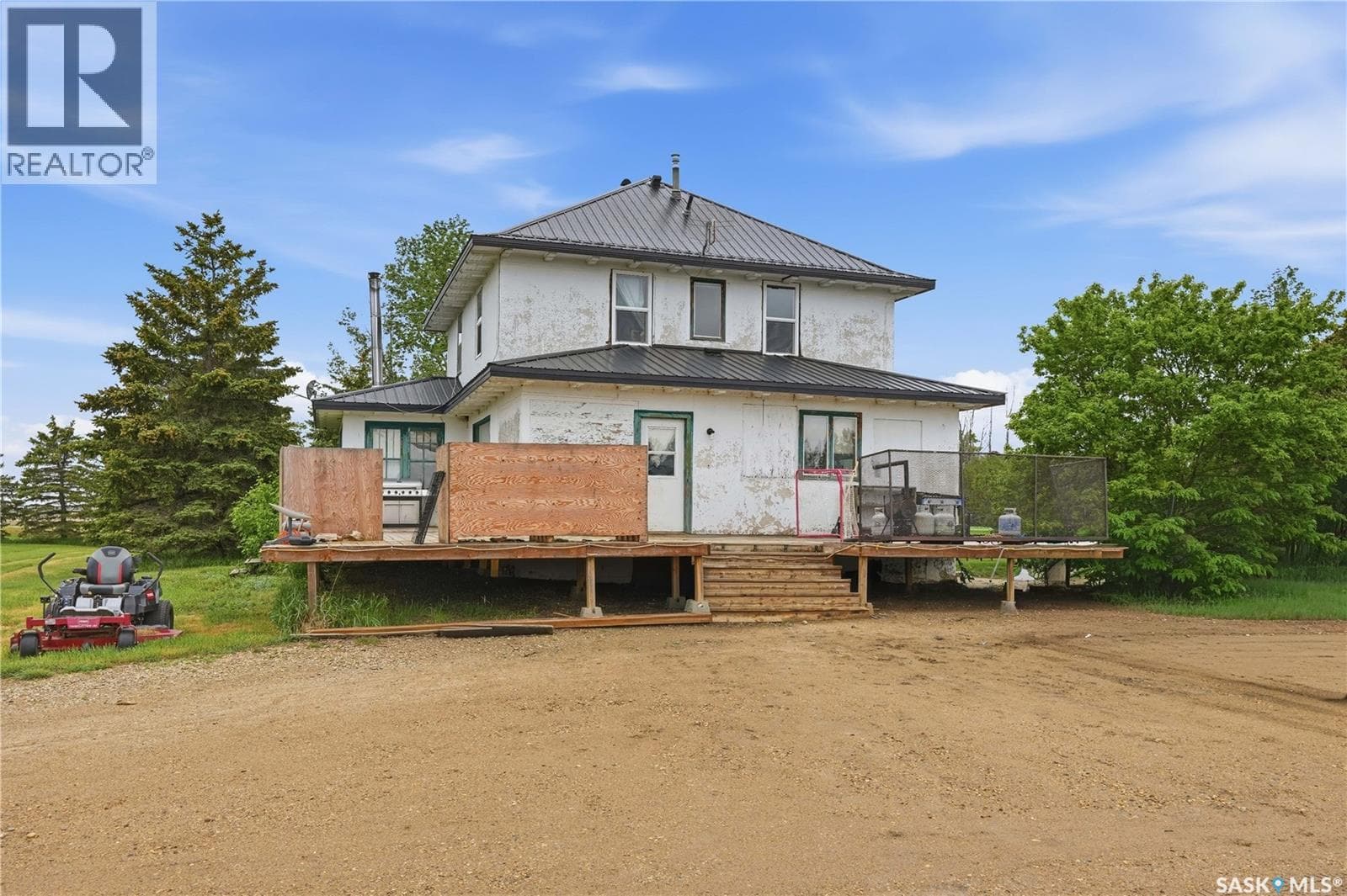 Mullen Acreage — photo 2