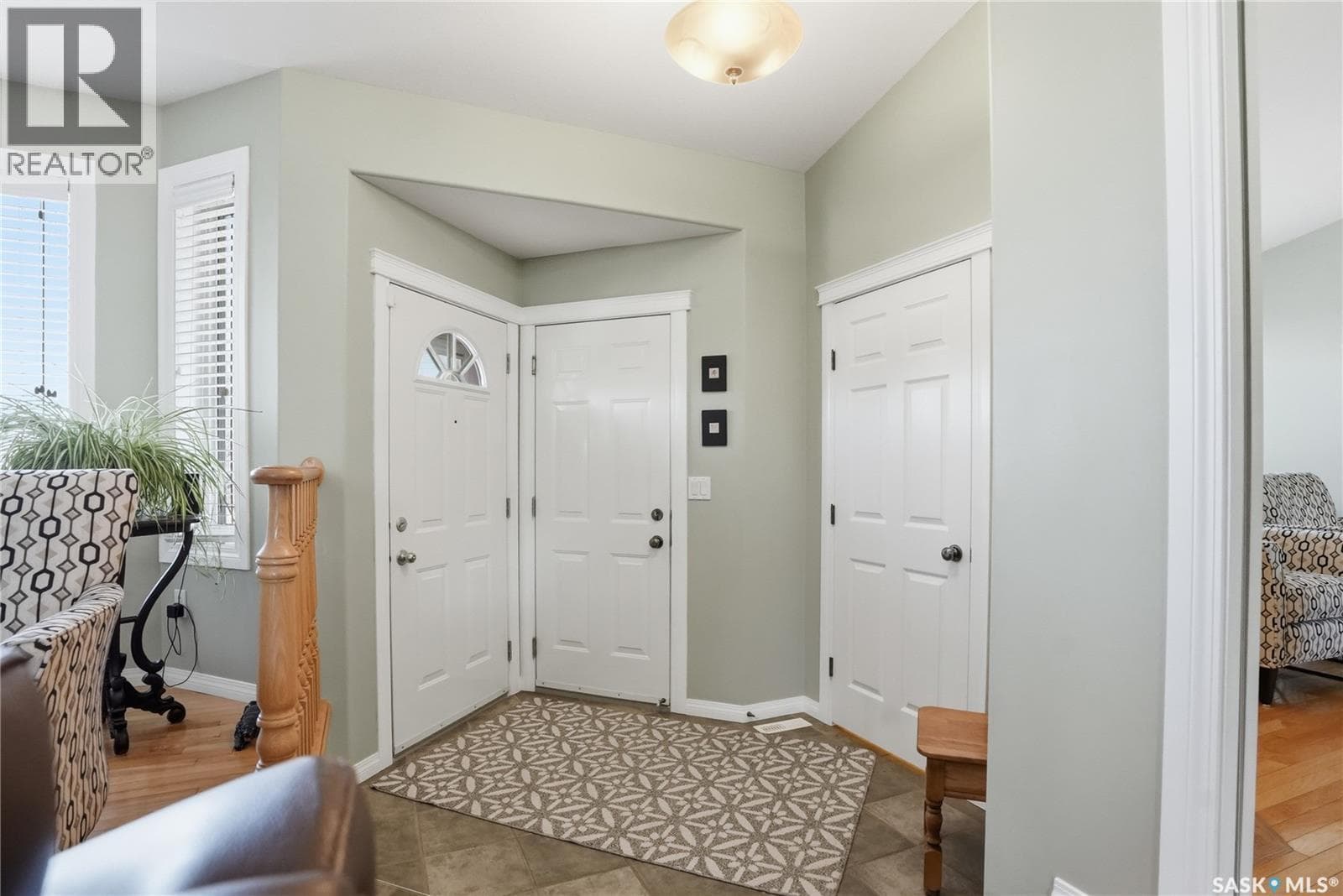 511 Pobran CRESCENT — photo 4