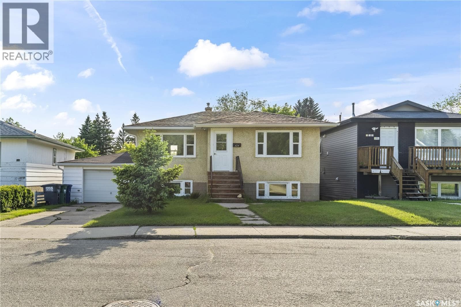 325 V AVENUE S