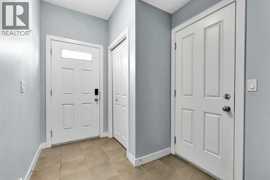 359 Silverado Common SW — photo 5