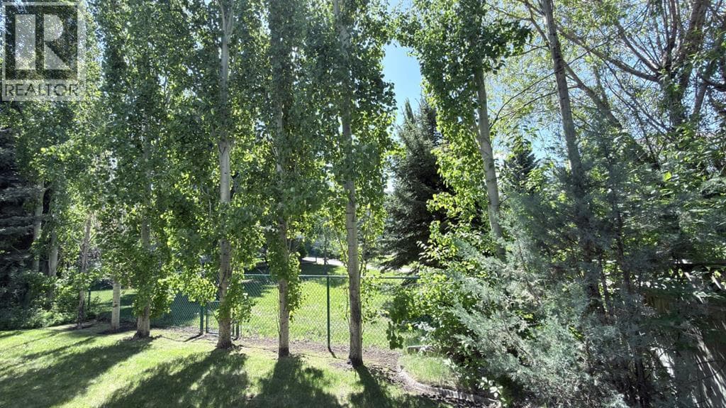 117 Woodpark Close SW — photo 3