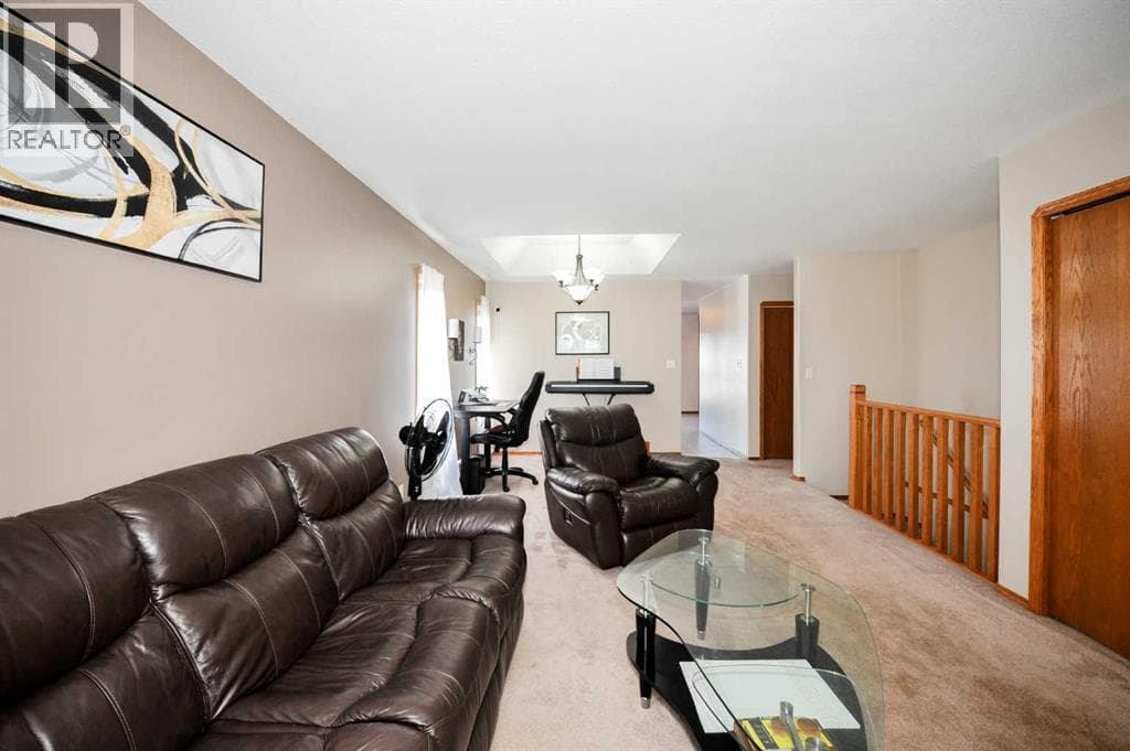 55 Edgewood Drive — photo 3