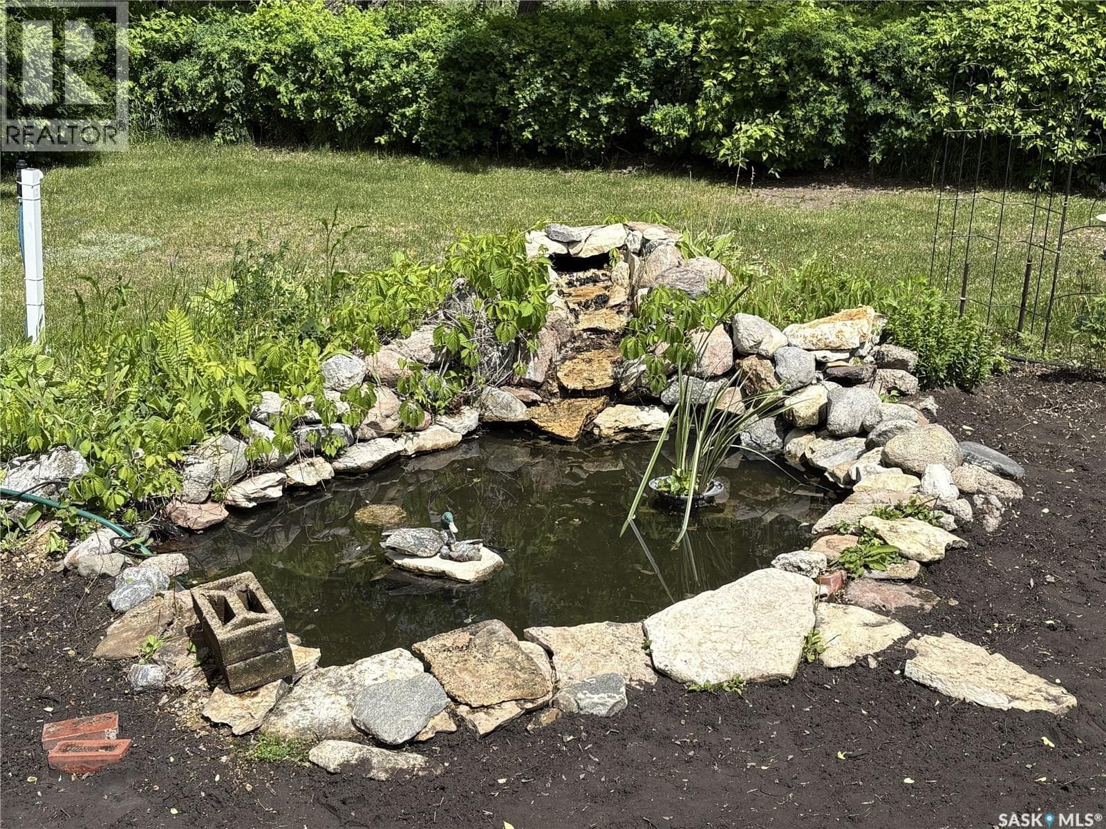 206 Cobo Avenue, Guernsey Sk. — photo 4