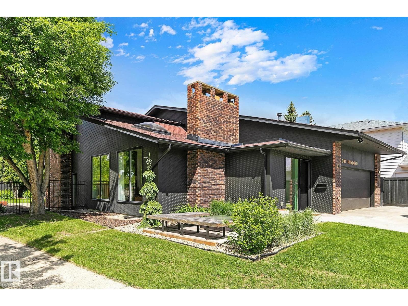 100 WOLF WILLOW CR NW — photo 3