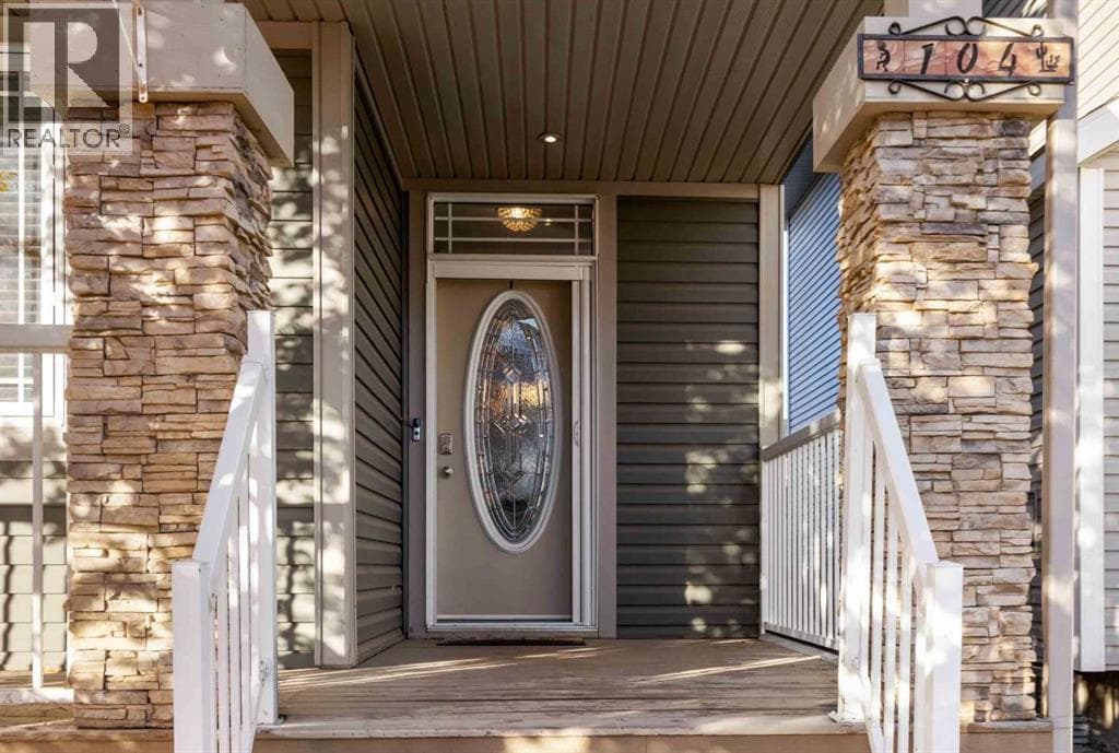 104 Collicott Drive — photo 2