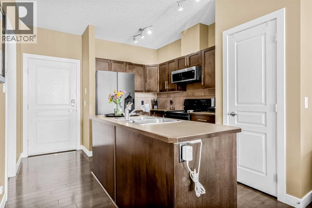 306, 10 Panatella Road NW — photo 5