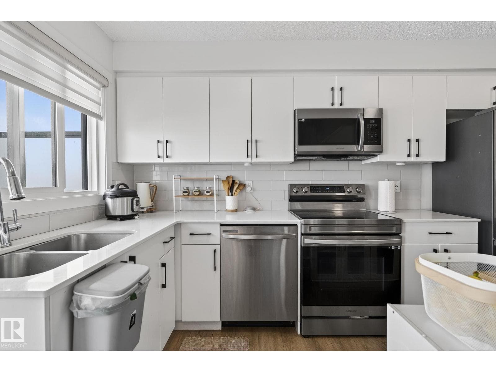 #46 850 SECORD BV NW — photo 2