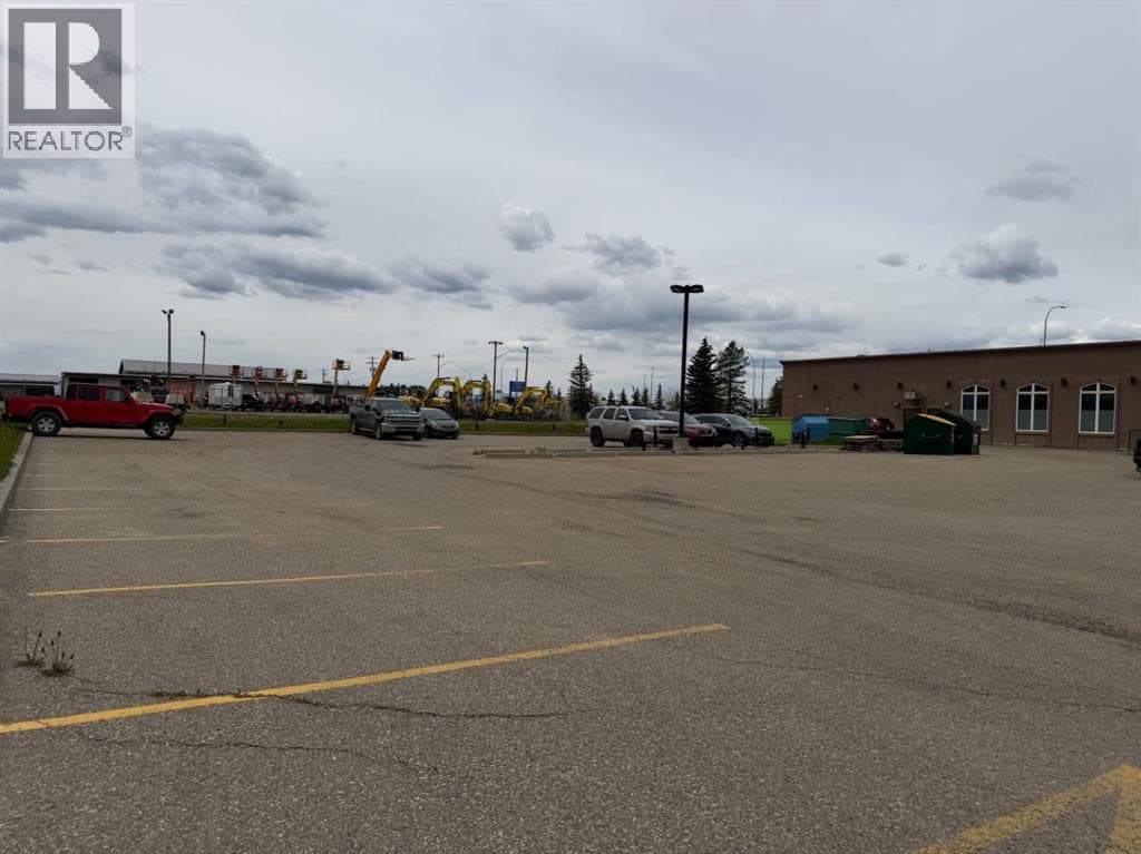 BUSINESS BUSINESS Avenue — photo 4