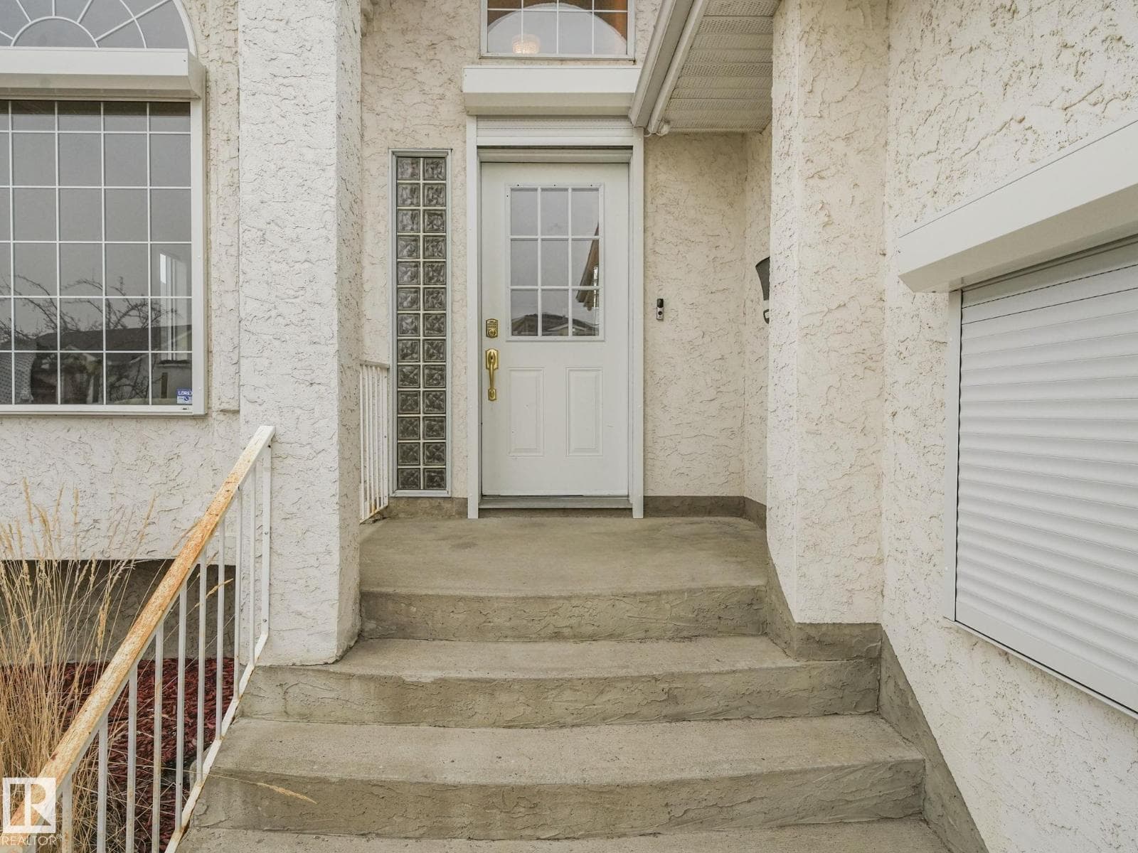 376 HOLLICK KENYON RD NW — photo 4