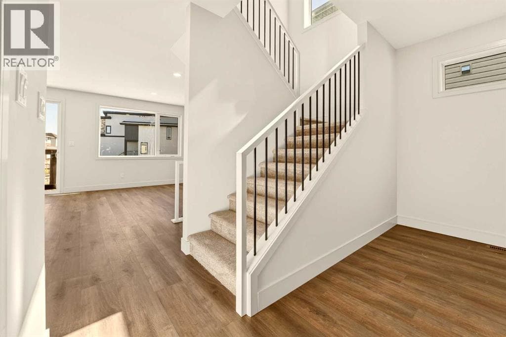 3105 44 Street S — photo 3