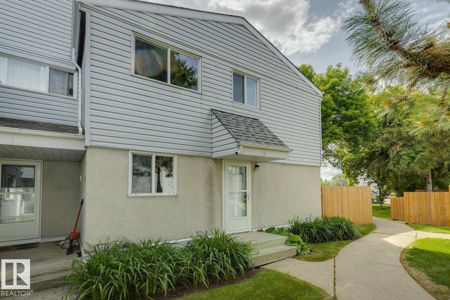 75 MCLEOD PL NW — photo 4