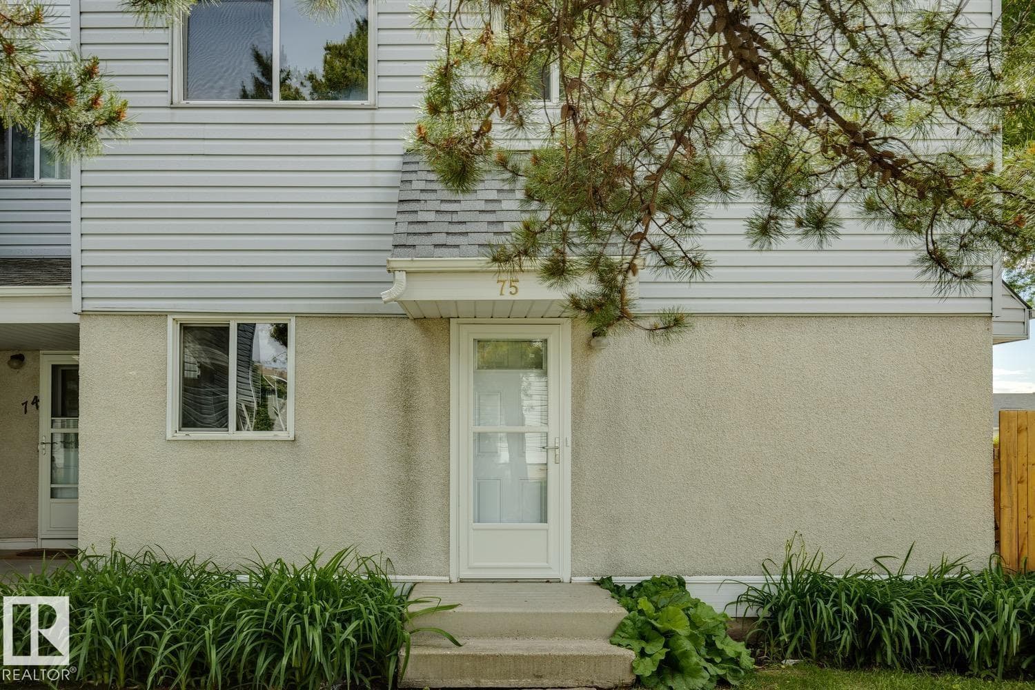 75 MCLEOD PL NW — photo 3