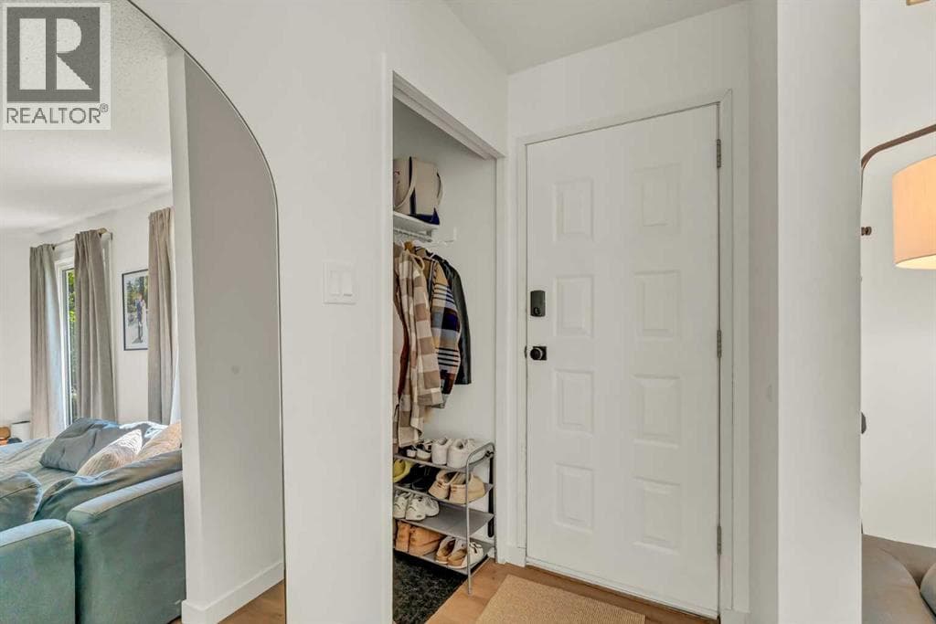 10 Hayward Court NE — photo 5