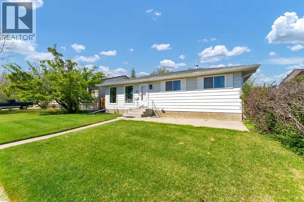 10 Hayward Court NE — photo 3