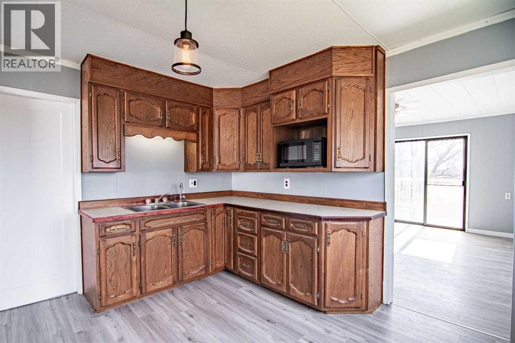 39061 Range Road 220 — photo 3