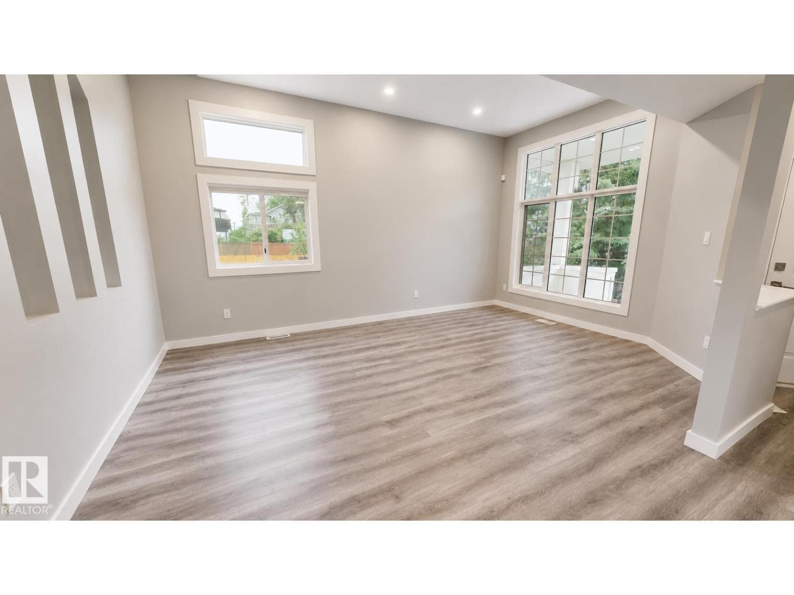 2 HAMPTON CT — photo 4