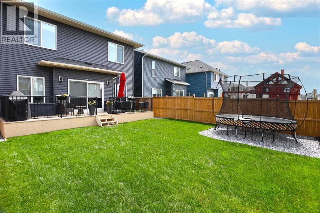 553 Baywater Manor SW — photo 4