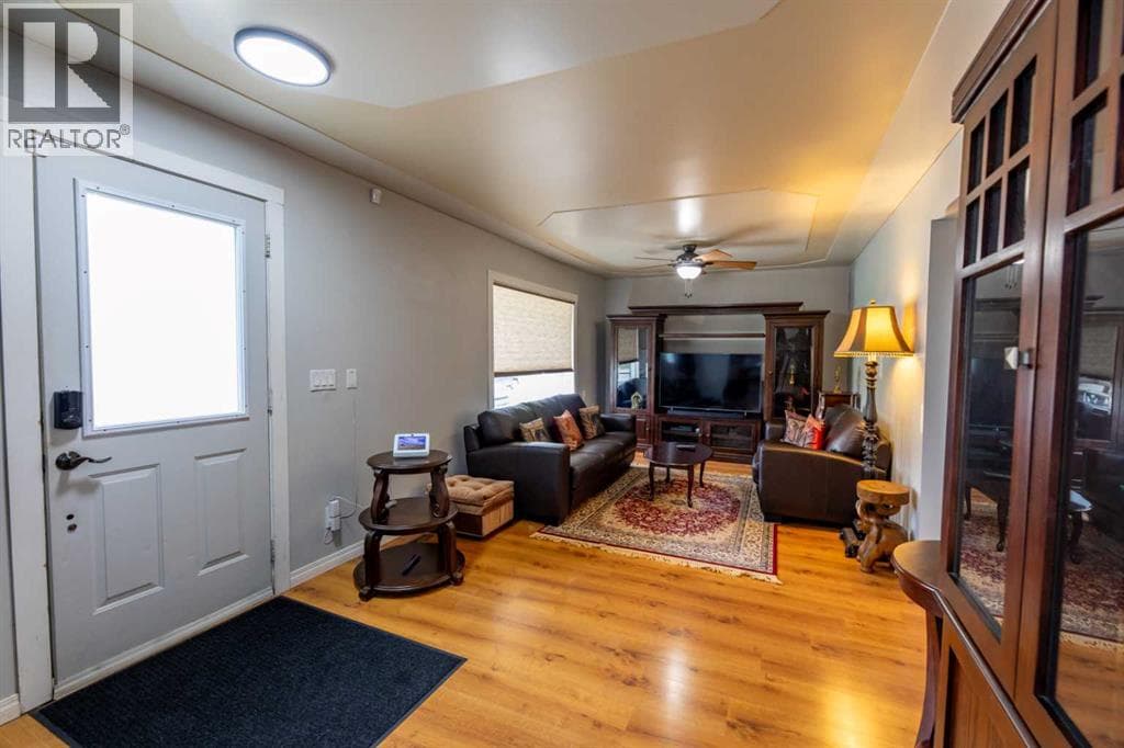 114 Poboktan Road — photo 3