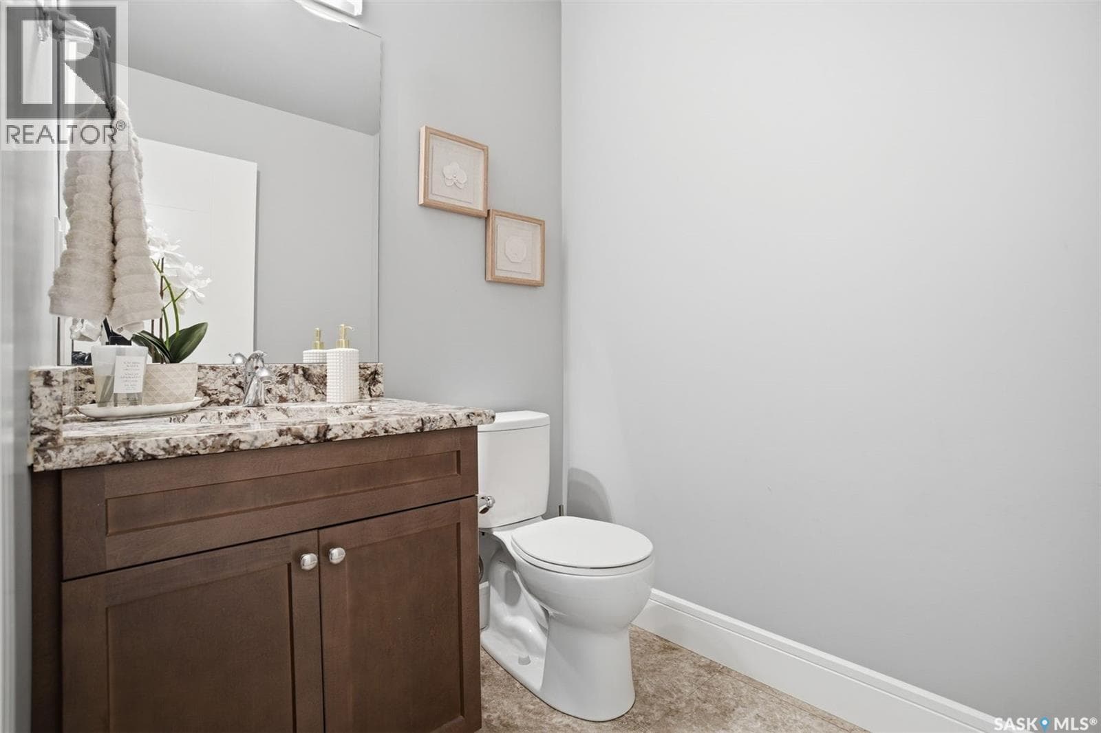 346 Dickson CRESCENT — photo 4
