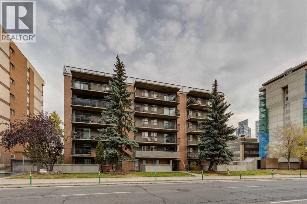 401, 1320 12 Avenue SW — photo 3