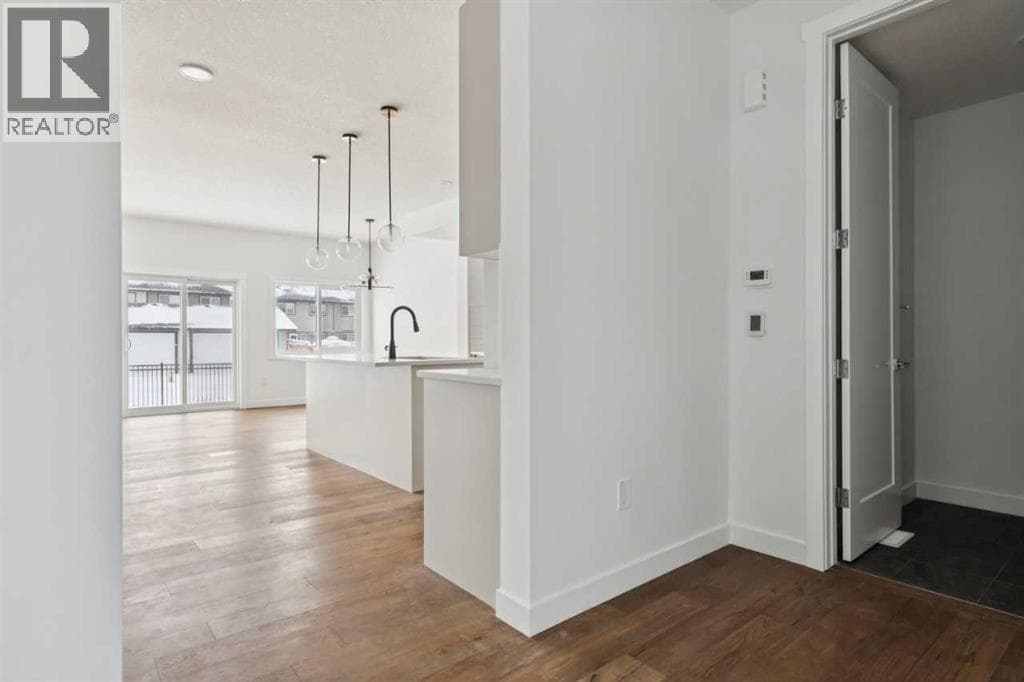 27 Linden Place — photo 3