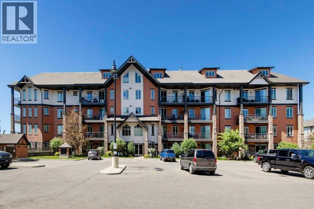 2104, 15 Sunset Square