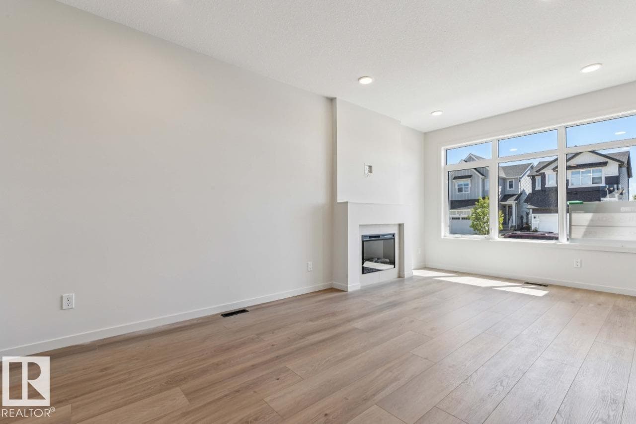 7118 50A AV — photo 5