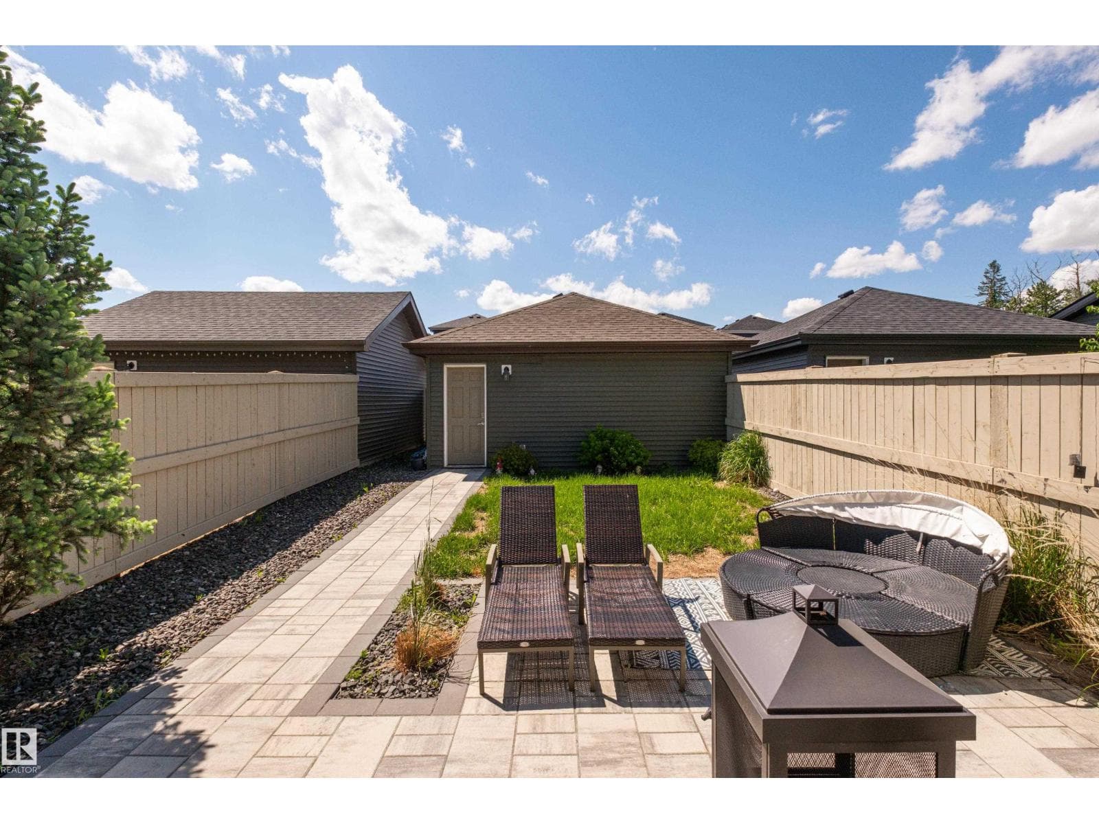 1330 Enright LD NW — photo 3