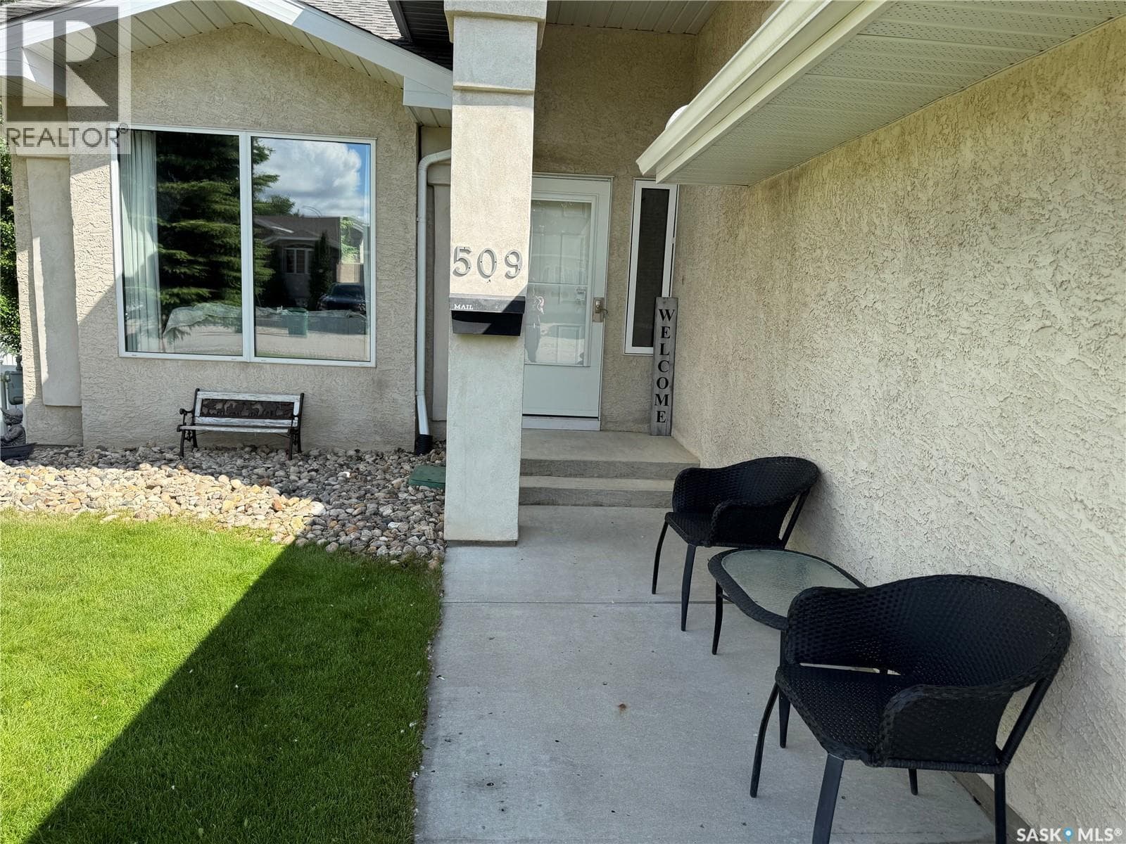 509 Meadow ROAD — photo 2