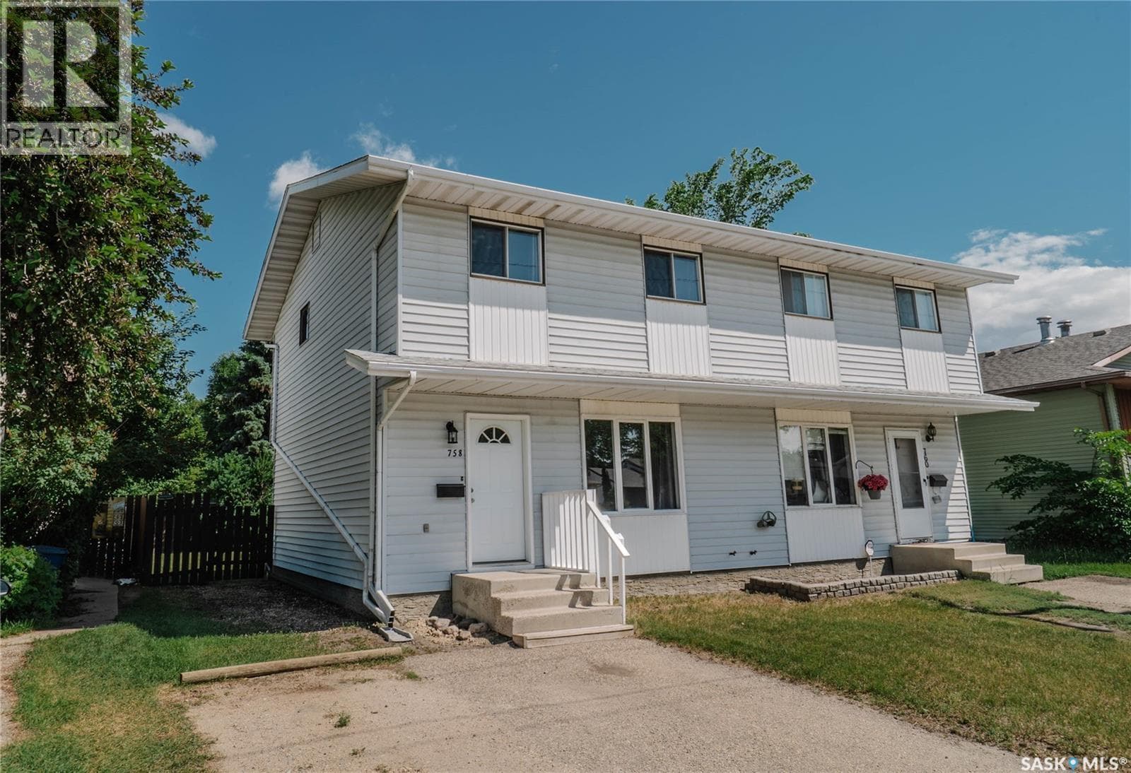 758 Lenore DRIVE