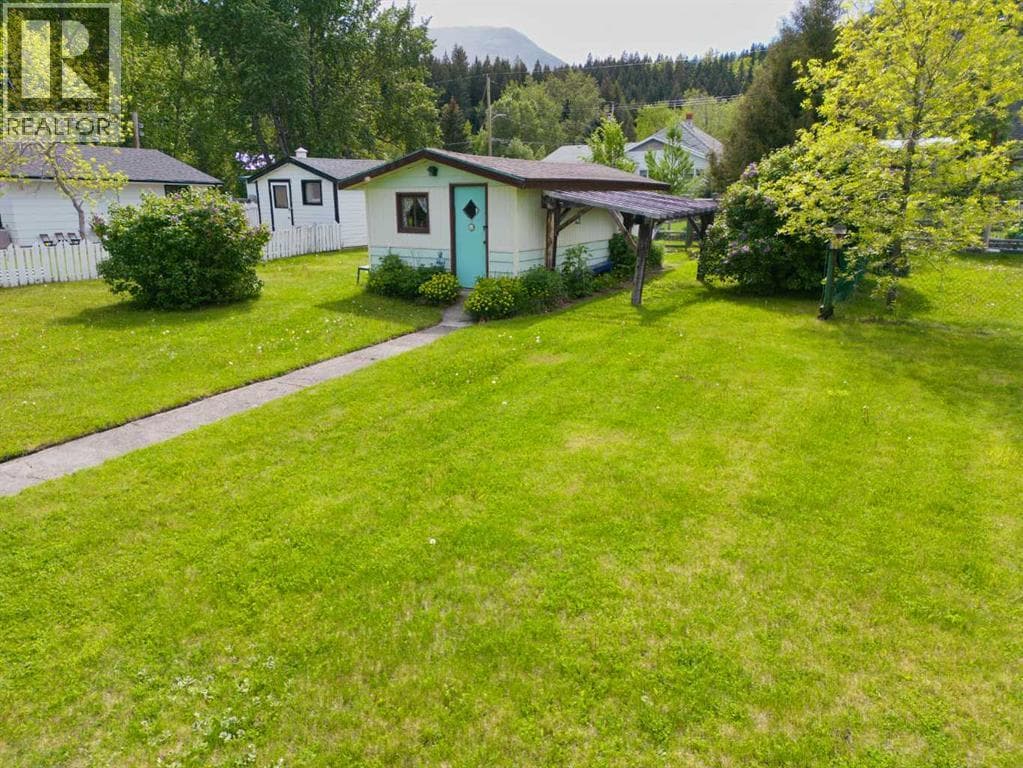 22830 6 Avenue — photo 3