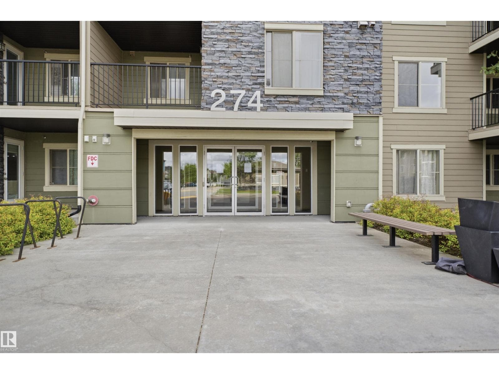 #115 274 MCCONACHIE DR NW — photo 2