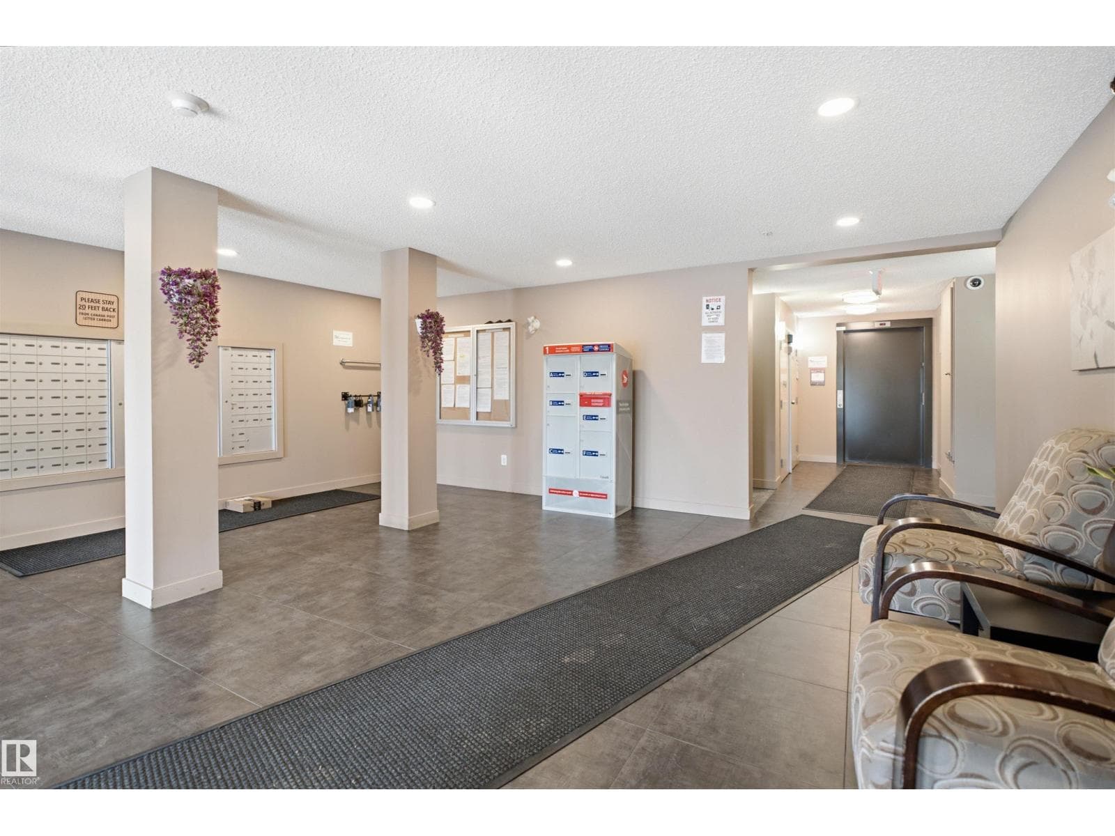 #115 274 MCCONACHIE DR NW — photo 3