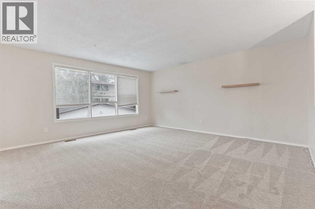 182 Oxford Road W — photo 5
