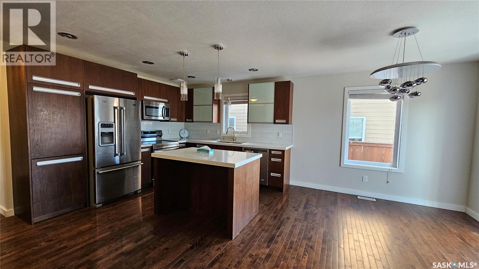 435 Pichler CRESCENT — photo 5