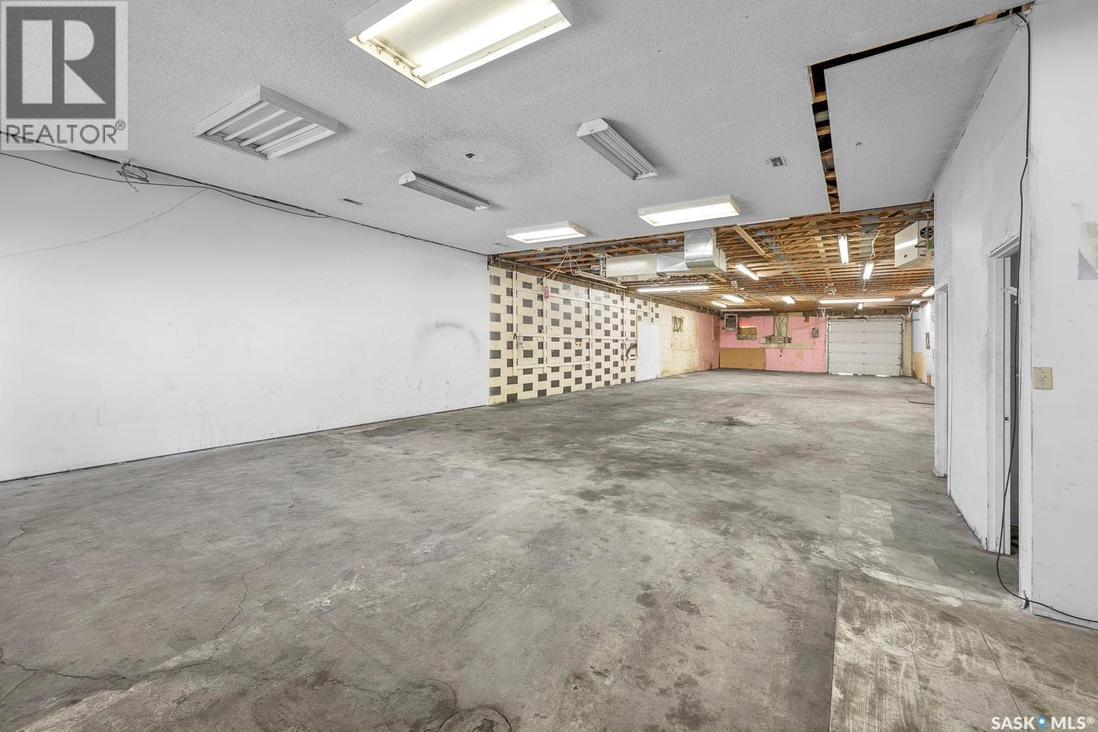 1015 WINNIPEG STREET — photo 4