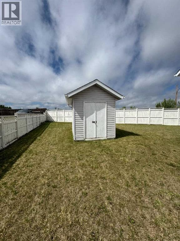 22 Julia Place — photo 3