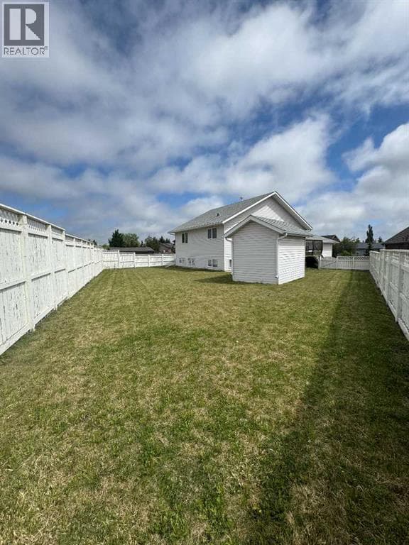 22 Julia Place — photo 4