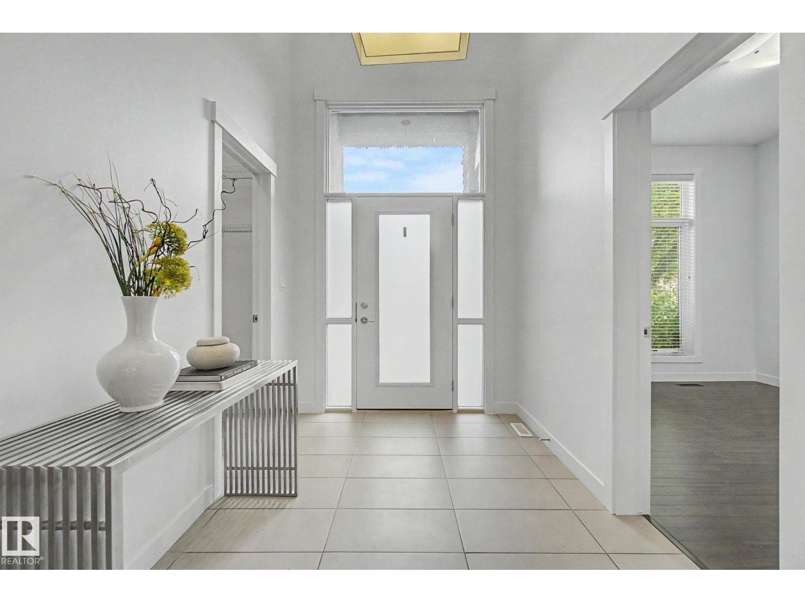 14 LOISELLE WY — photo 3