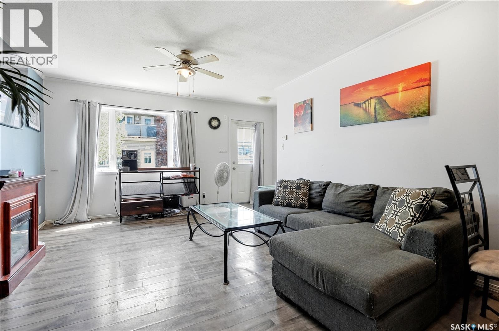 705 1022 Hampton CIRCLE — photo 5