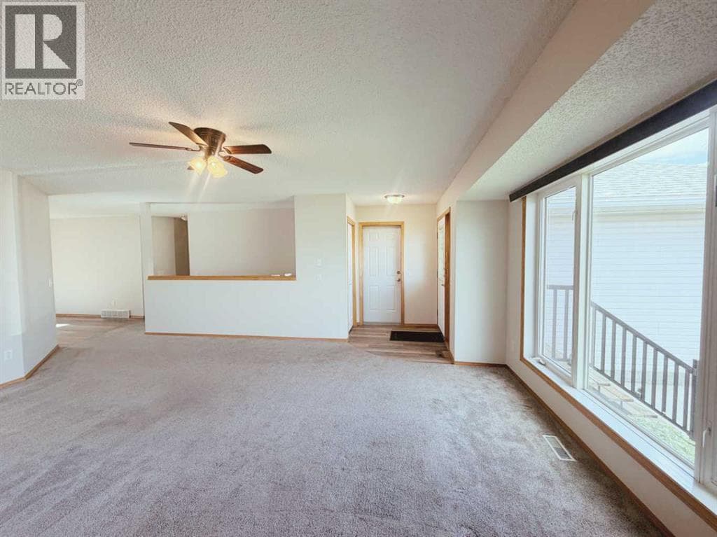 105 Aspen Way — photo 4