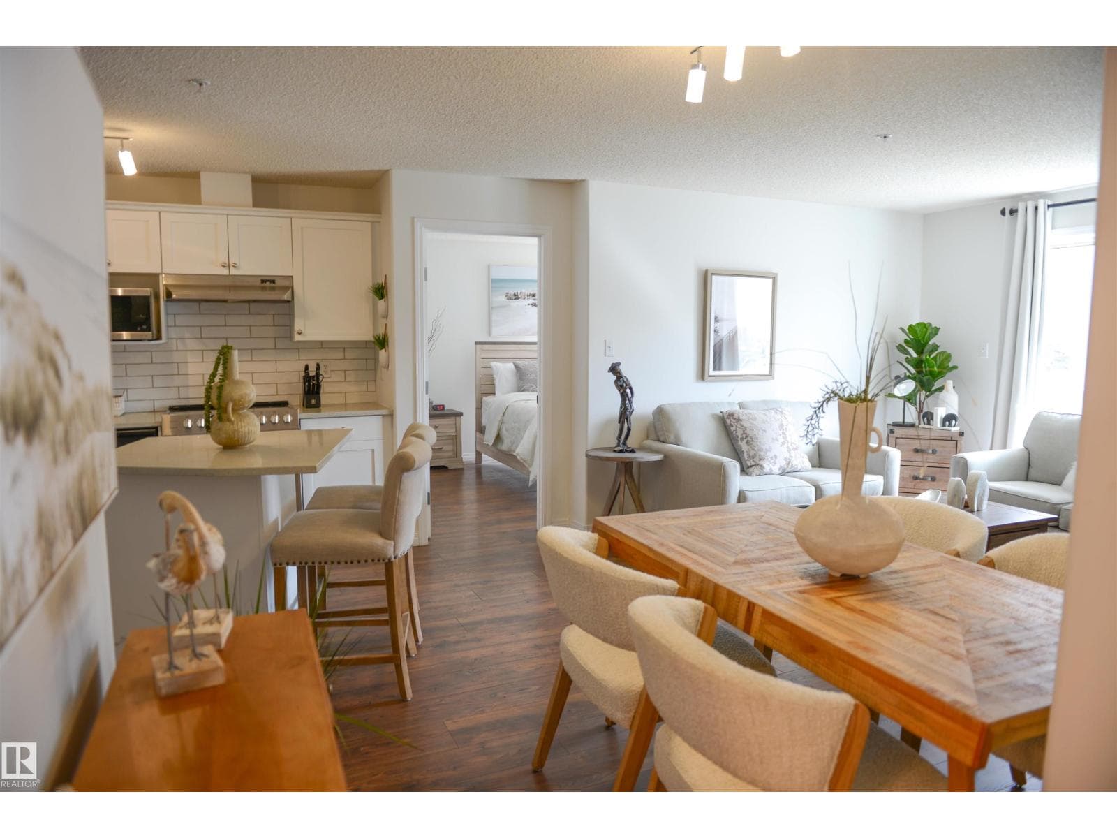 #114 155 EDWARDS DR SW — photo 5