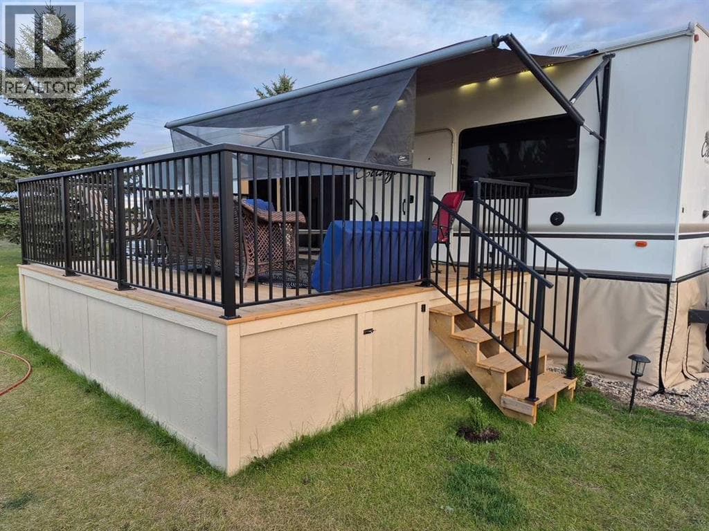 18 King Fisher Lane — photo 4