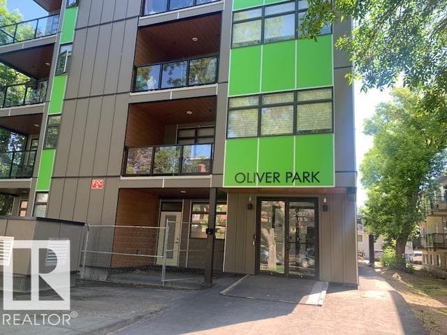 #204 10227 115 ST NW
